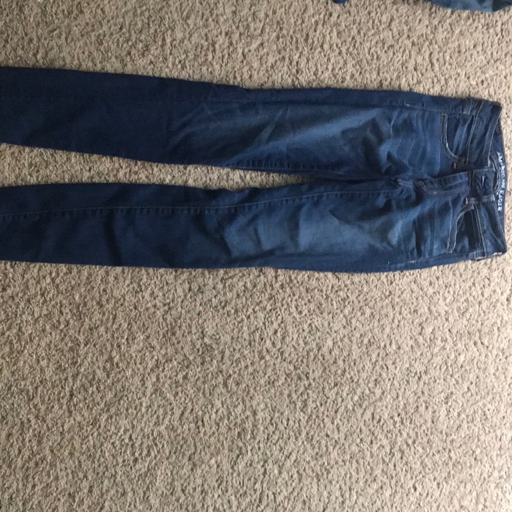 Women’s American Eagle jeans